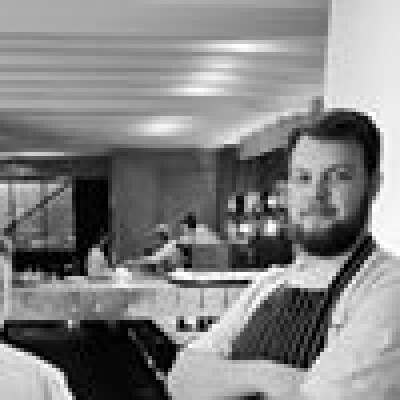 Kwinten  zoekt een Appartement / Studio in Antwerpen