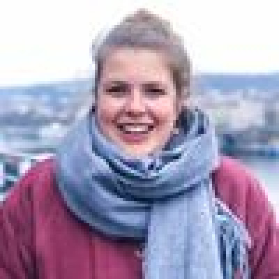 Elle zoekt een Appartement in Antwerpen