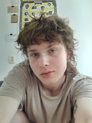 Ezra zoekt een Appartement / Studio in Antwerpen