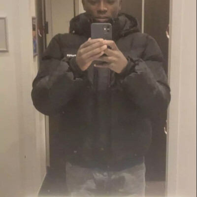 Felix zoekt een Kamer / Appartement / Studio in Antwerpen