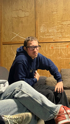 Nik zoekt een Studio in Antwerpen