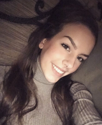 Justine is looking for a Room / Apartment / Studio in Antwerpen