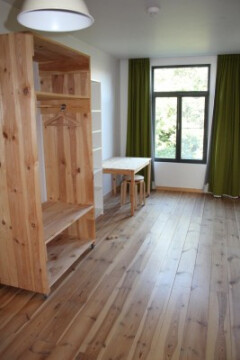 Slaapkamer met bureau